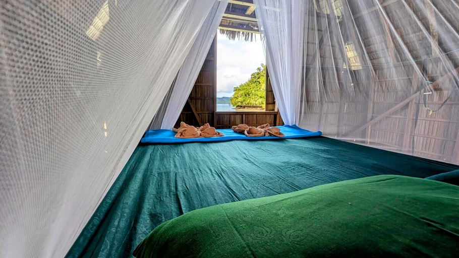 Bedroom 2, Kordiris Dive Homestay, Raja Ampat