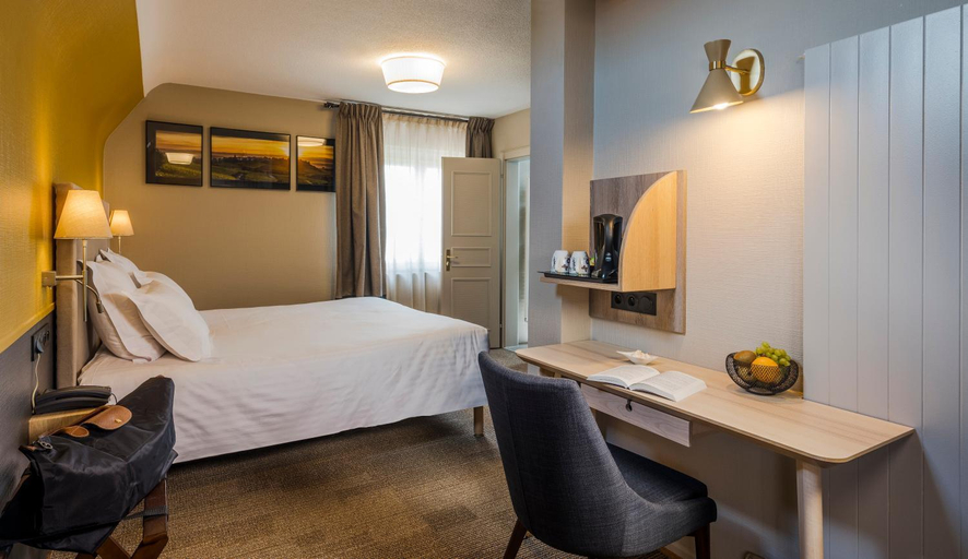 Bedroom 2, Hotel Restaurant Au Riesling, Haut-Rhin