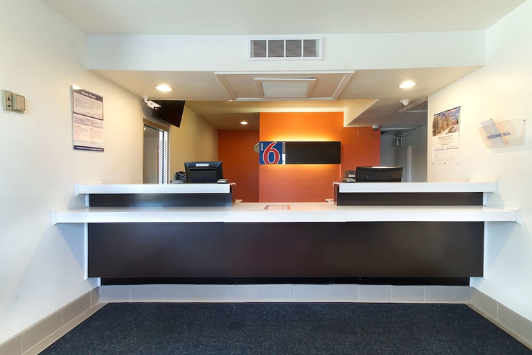 Others 4, Motel6 Capitol Heights, MD - Washington, Prince George's