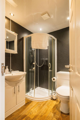 Bathroom 4, The Sunningdale Hotel, Northumberland