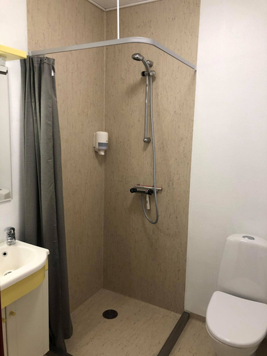 Bathroom, Hotel Kløver Es, Aabenraa