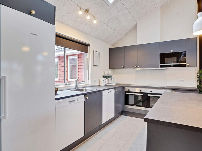 Others 3, Luxury Retreat With Pool, Norddjurs