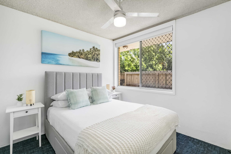 Room 5, Cosy Ground Floor Unit Moments From The Beach, Gold Coast