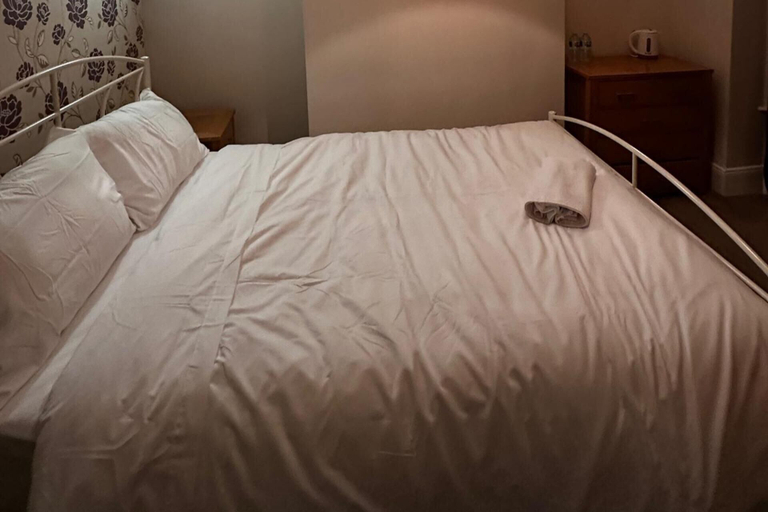 Room 4, Curzon Street Retreat - 4 Beds, Reading