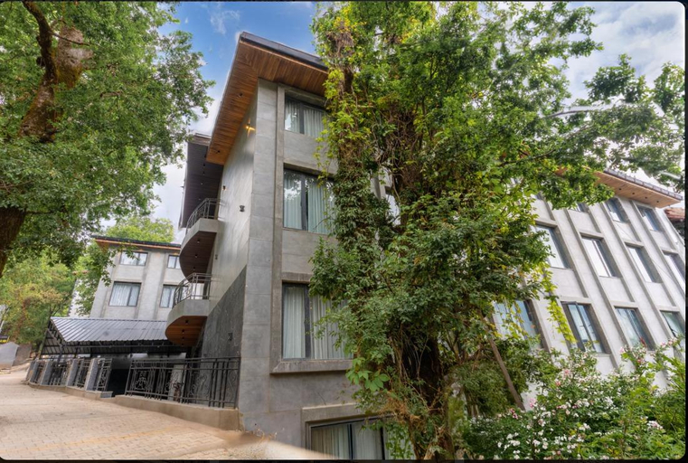 5, Lawrence Solitaire Resort, Nainital, Nainital