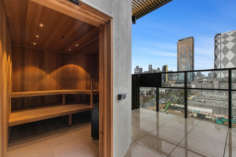 Property grounds 5, 1-bed Resort With Study and Gym, Melbourne