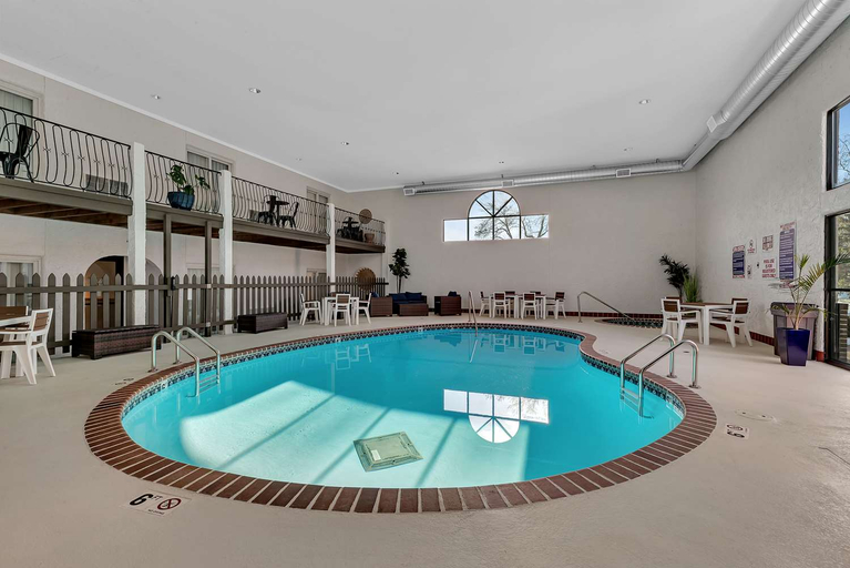 Sport & Beauty, Spicer Hotel, Kandiyohi