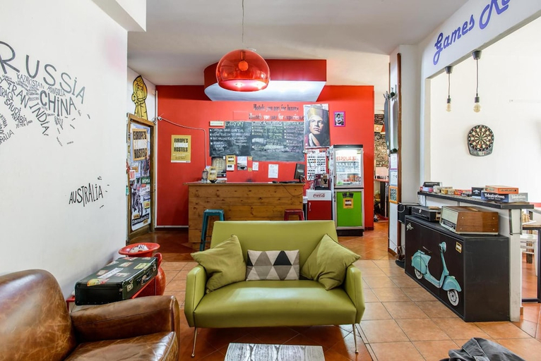 Public Area, Hostel of the Sun, Napoli