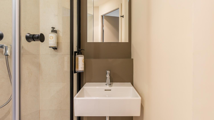 Bathroom 3, Kyriad ECO - Marne-la-Vallée Saint-Thibault-des-Vignes, Seine-et-Marne
