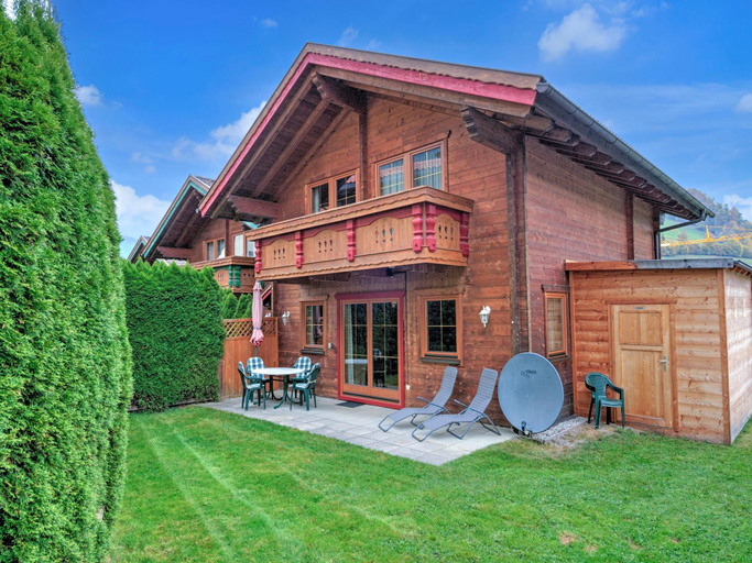 2, Holiday Village Wildschonau Traditional Chalet, Kufstein
