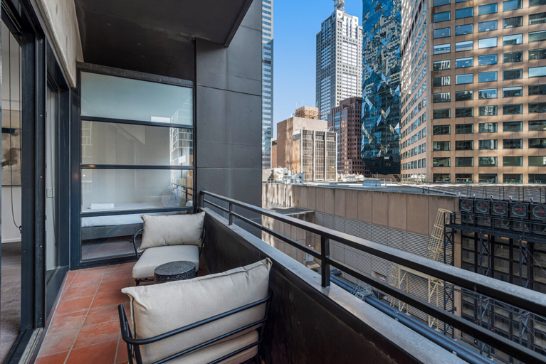 Balcony, Chic Inner-city Stay With Balcony, Melbourne