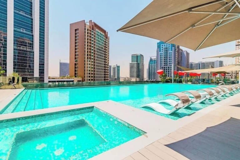 Pool 4, Vogue| Downtown close to Burj Khalifa | Dubai Mall, Dubai