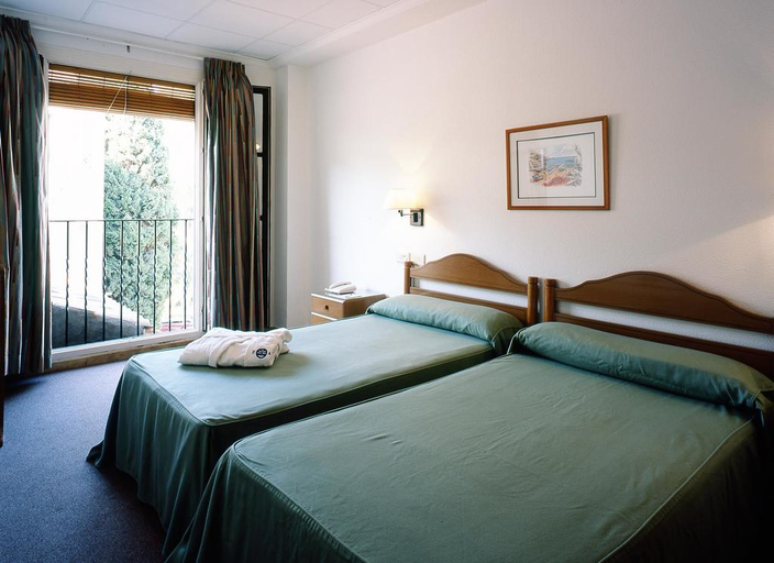 Bedroom 3, Leon - Balneario de Archena, Murcia