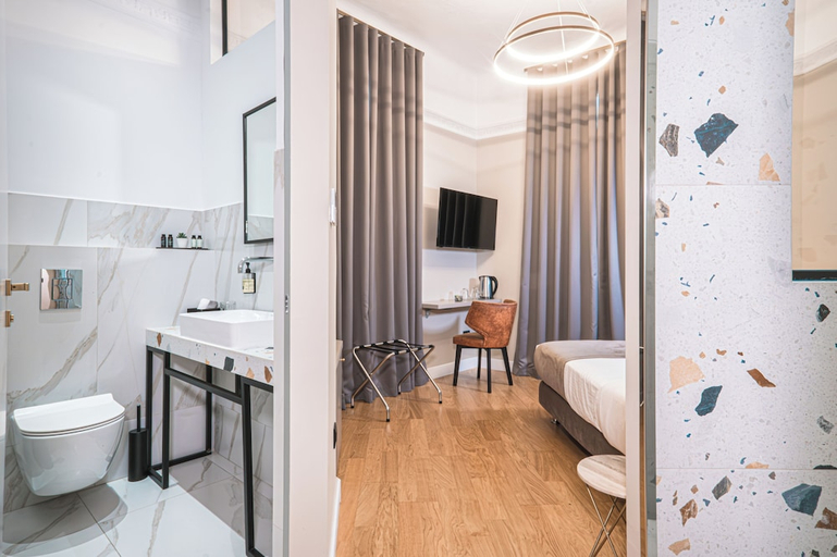 Bedroom 2, Belle epoque suites, Attica