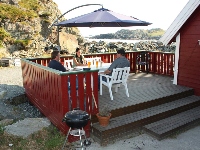 Others 5, 9 Person Holiday Home in Utsira, Utsira
