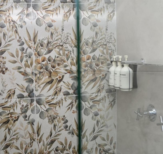 Bathroom 4, Nightcap at Kondari Resort, Hervey Bay - Pt A