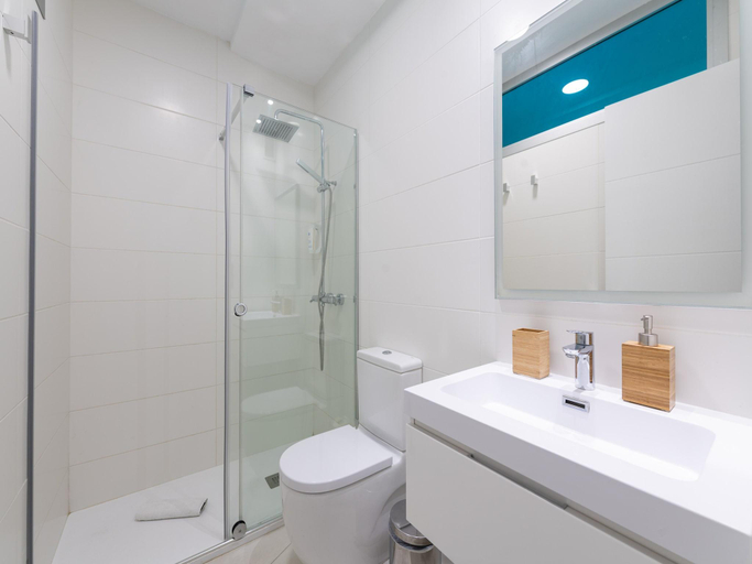 Bathroom 3, Apartment in Las Palmas near Las Canteras Beach, Las Palmas