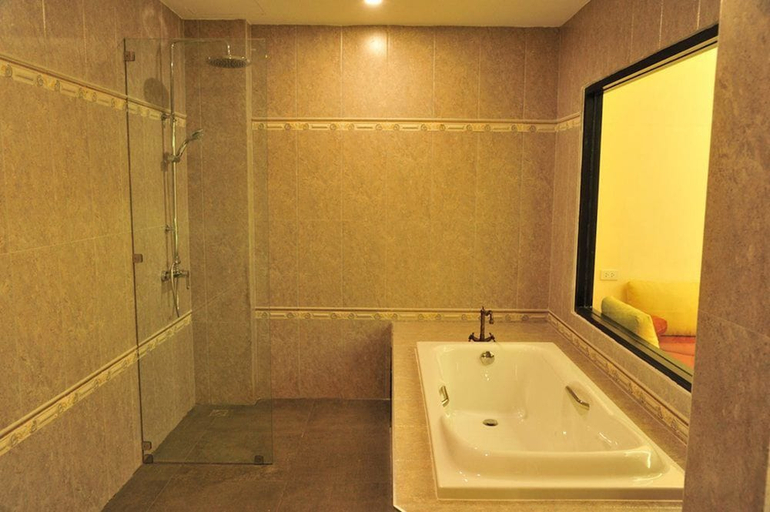 Bathroom 3, Sunmarina Hotel Cha Am, Cha-Am