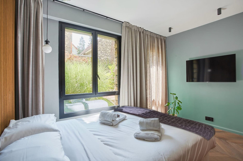 Room 4, Superb Suite in Neuilly Porte Maillot, Hauts-de-Seine