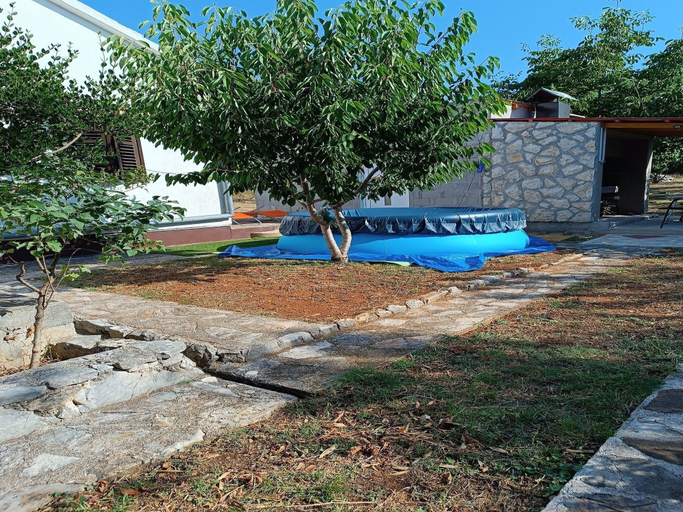 Exterior & Views 2, Holiday Home Višnja with Pool, Benkovac