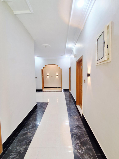 Others 4, Rose Palace Guest House, Karachi