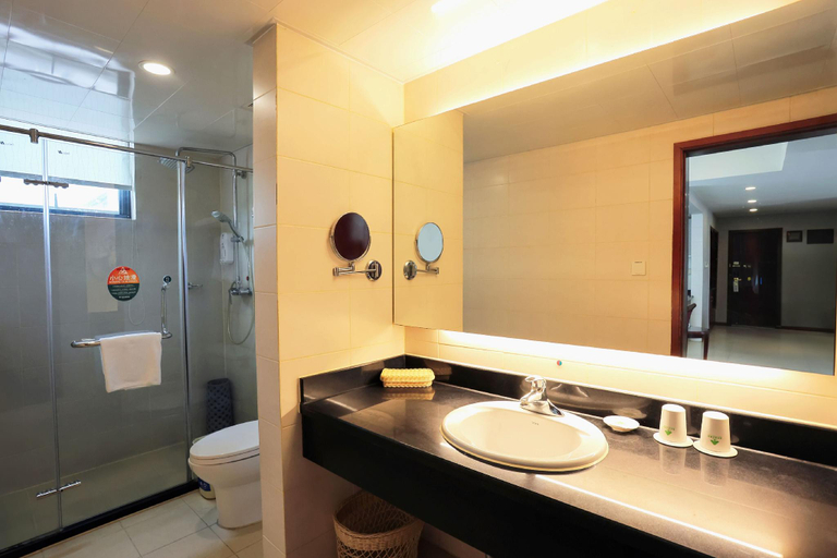 Bathroom 3, GreenTree Inn Jiangsu Suzhou New District Science and Technology College Business Hotel, Suzhou