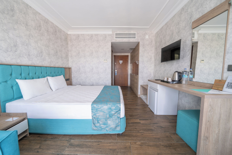 Bedroom 4, Anadolu Hotels Didim Club, Didim