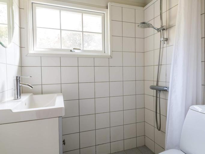 Bathroom, 4 Person Holiday Home in Fano, Fanø
