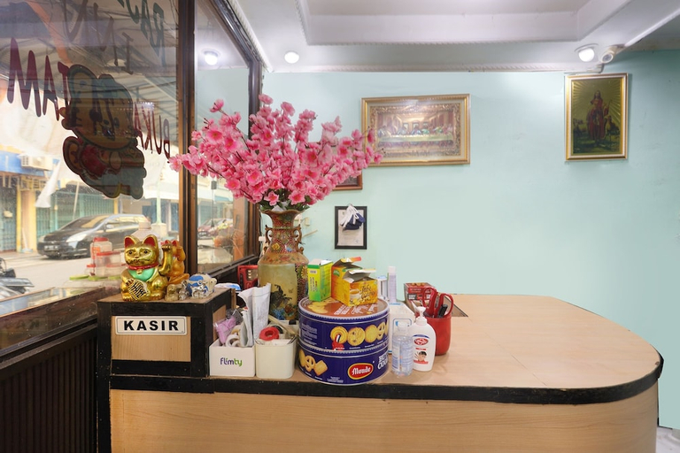 Food & Drinks 5, Hotel O Rajawali Inn, Batam