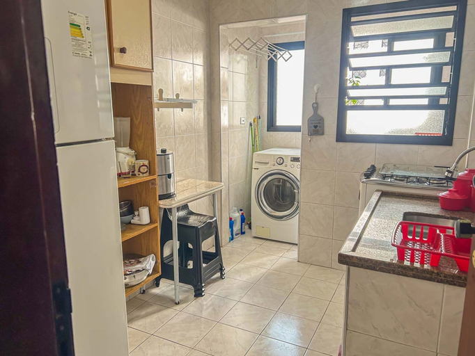 Room 2, Apartamento Pet Friendly c Garagem a 400m da Praia, Praia Grande
