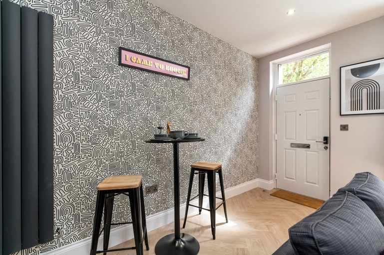 Room 5, Chelmsford Loft 8 in Newcastle Upon Tyne, Newcastle upon Tyne