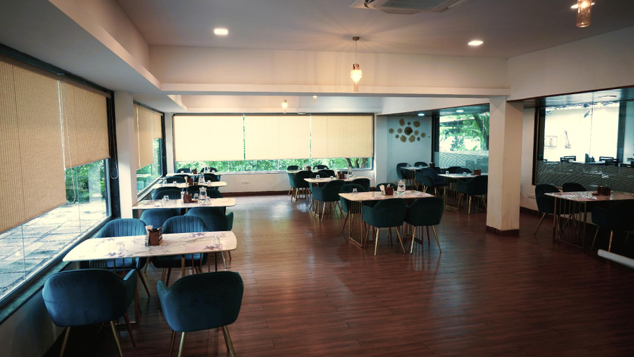 Food & Drinks, Pegasus Lifestyle Resort, Raigarh