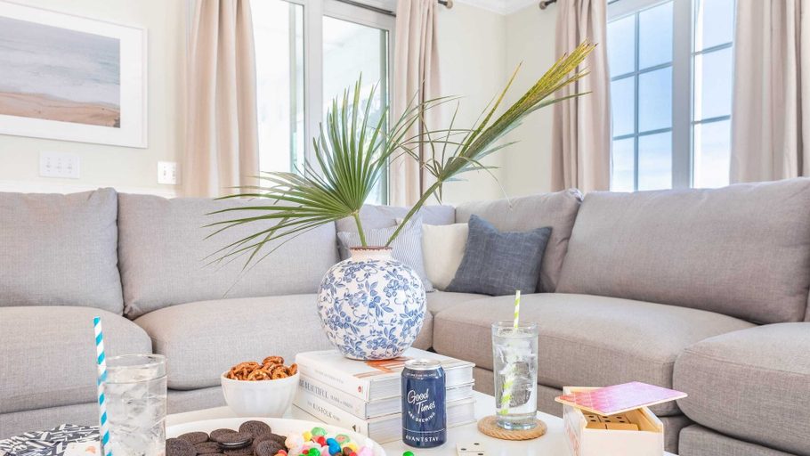 Others 5, Sea Shell by Avantstay Breezy Beachside Getaway w/ Rooftop Deck & 6 BRs, Charleston