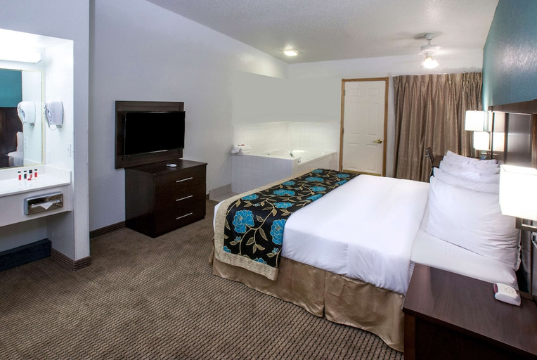 Bedroom 2, Baymont By Wyndham Keystone Near Mt. Rushmore, Pennington