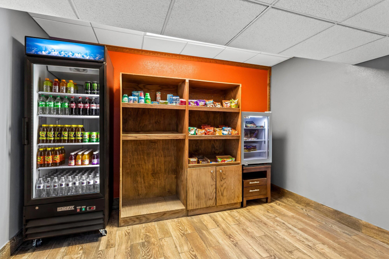 Food & Drinks 5, Comfort Suites Roswell North, Chaves