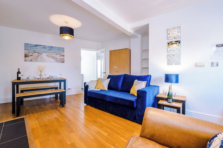 Living area 5, 62 Handbridge, Cheshire West and Chester
