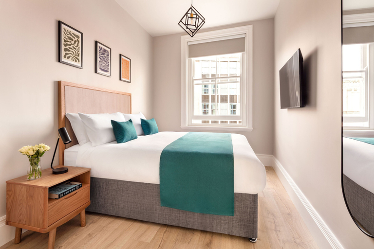 Room 5, Marlin Westminster Apartments, London