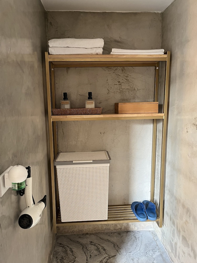 Bathroom 3, ISBJORN, Chiang Dao