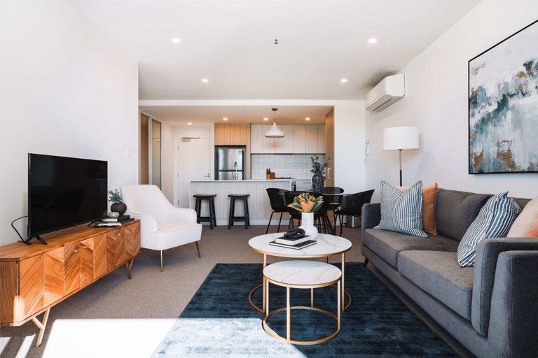 Others 3, Pristine 2-bed Apartment With Pool and BBQ, Canberra