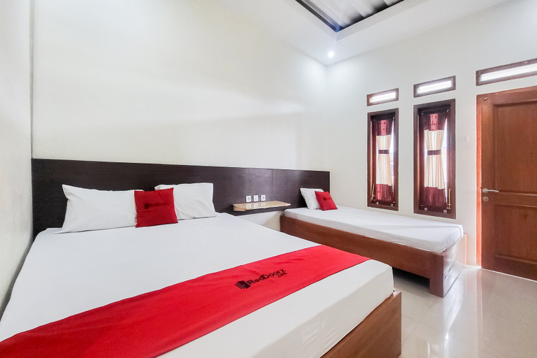 Bedroom 2, RedDoorz @ Pondok Zalfa Pangandaran, Pangandaran
