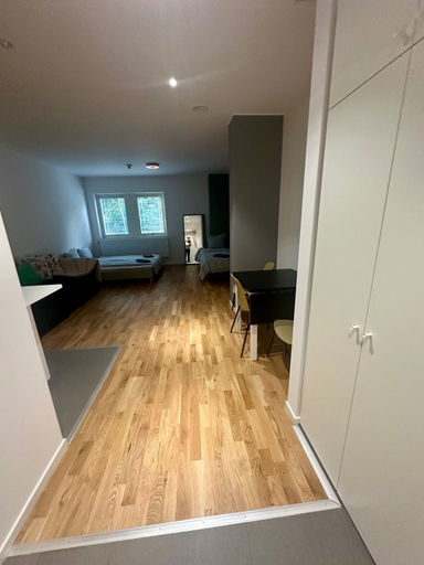 Room 4, Big Studio Apartment in Sollentuna, Stockholm, Sollentuna