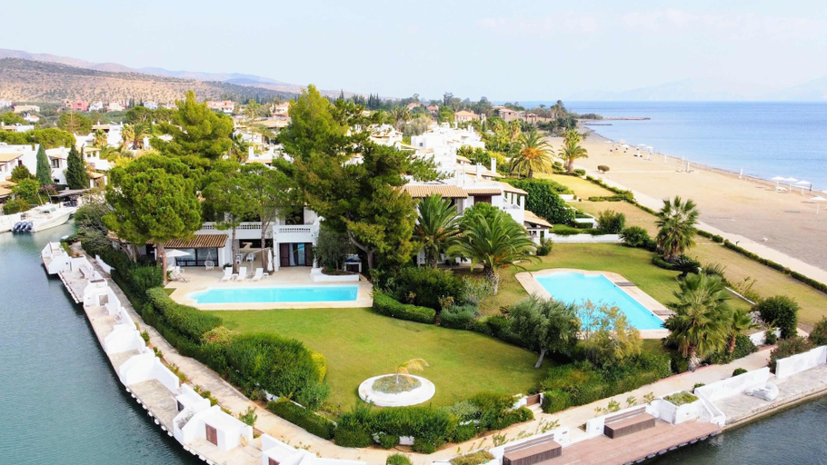 Room 2, Perfect Seaside Villa Large Pool Boat Dock, Peloponnese
