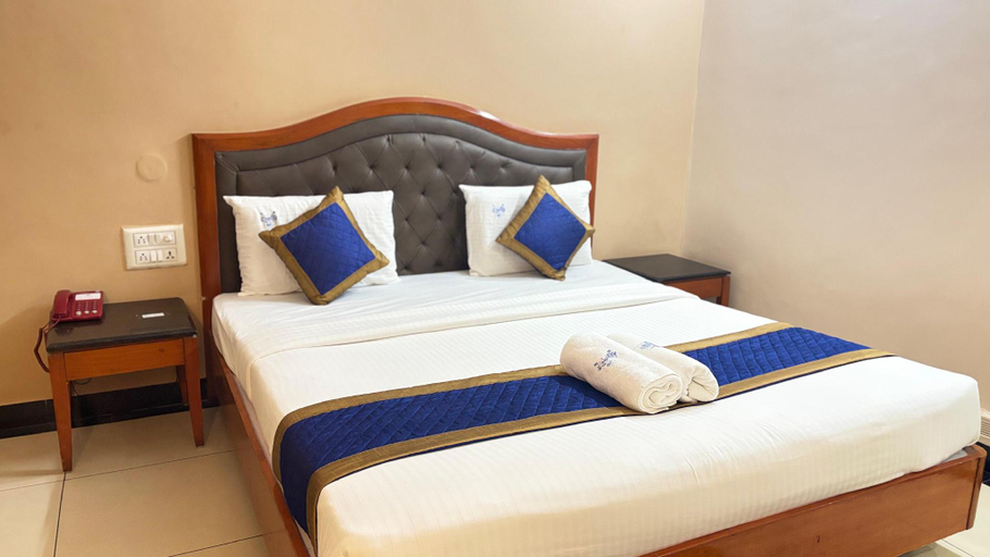 Bedroom 3, Chetan International Hotel, Bangalore