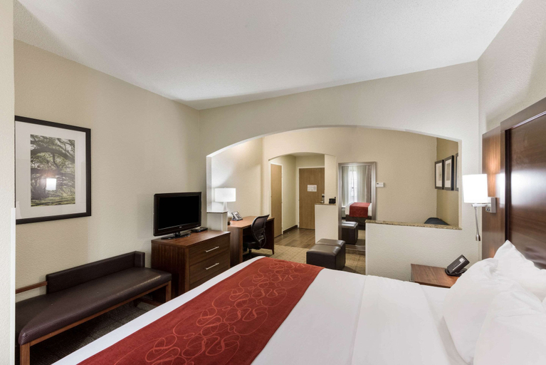 Bedroom 3, Comfort Suites Monroe, Ouachita