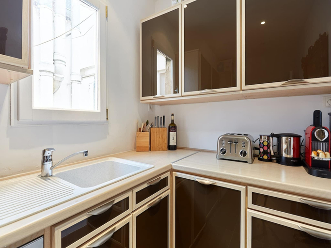 4, Superb Arc de Triomphe apartment, Paris