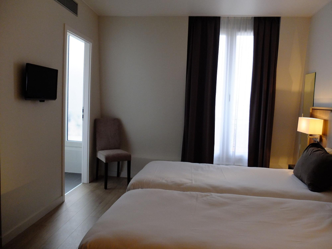 Bedroom 2, Hotel de Flore, Paris