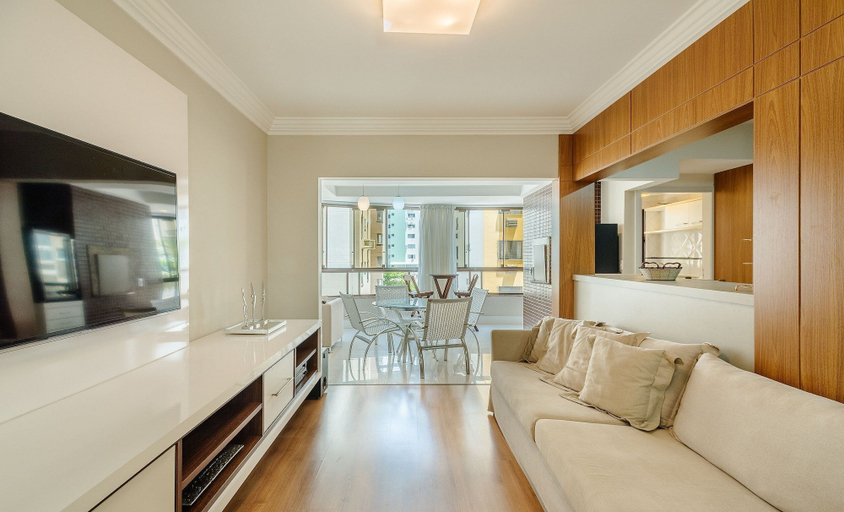 Living area, Fully Equipped Apartments With a Privileged Location 200m From the Beach in BC Tvns, Balneário Arroio do Silva