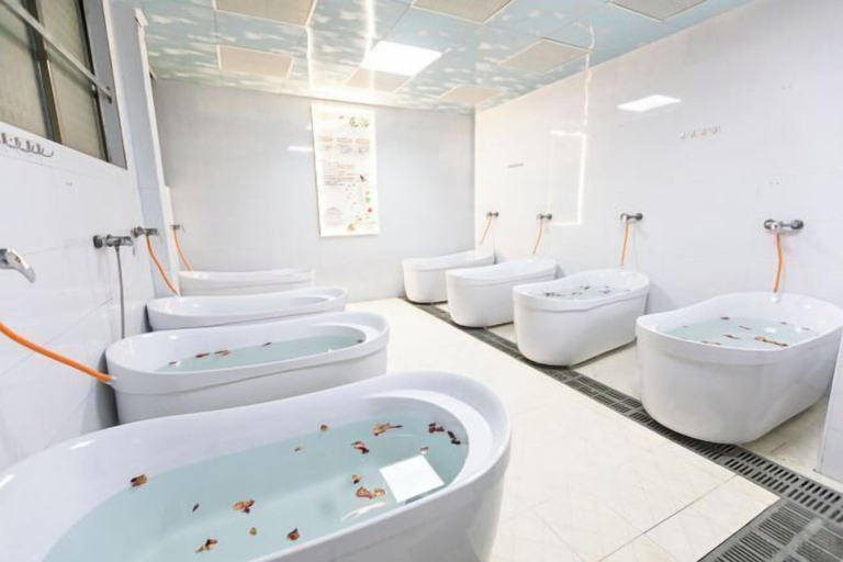 Bathroom 4, Queen's Mountain Oxygen Heart Valley Mountain Resort, Qingyuan