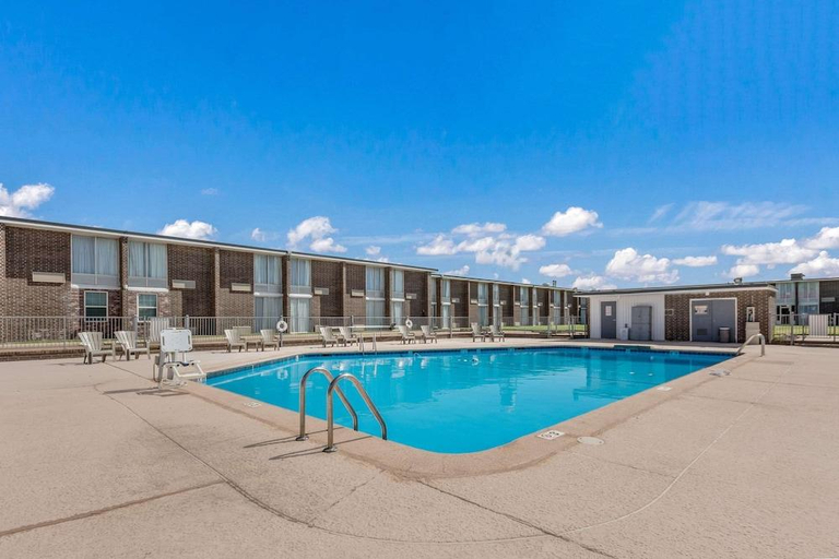 Sport & Beauty, Bricktown Hotel & Extended Stay, Oklahoma