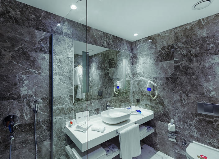 Bathroom 4, Delta Hotels by Marriott Bodrum, Bodrum